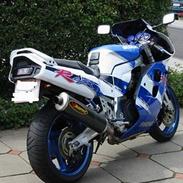 Suzuki gsxr 1100 w solgt