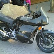 Suzuki GSX 750 ES