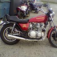 Kawasaki z 650 sr