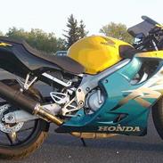 Honda CBR600F