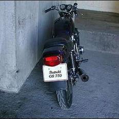Suzuki GS 750 B