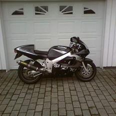 Suzuki GSXR 600 (SOLGT)