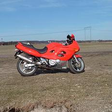 Suzuki GSX 600 F "solgt"