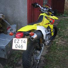Suzuki DRZ400SM *TYVLÅNT!*