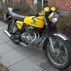 Honda CB 400F Super Sport