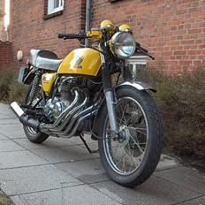 Honda CB 400F Super Sport