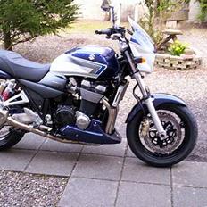 Suzuki GSX 1400 