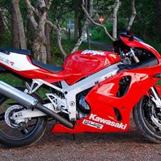 Kawasaki ZX7R (Solgt)