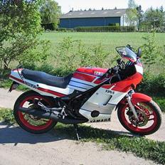 Yamaha RD 350 YPVS F2 "Solgt"
