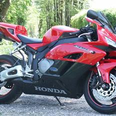Honda CBR1000RR *SOLGT!!*