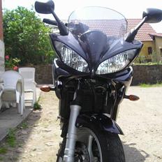 Yamaha FZ6 FAZER solgt