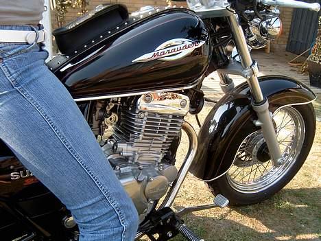 Suzuki Gz 250 Marauder !*SOLGT*! - Close up billede 6