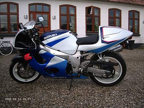 Suzuki gsx-r 600 billede 3