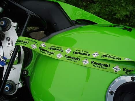 Kawasaki zx6r  - Nøgle-snor der passer, det skal man jo ha´!!! billede 6