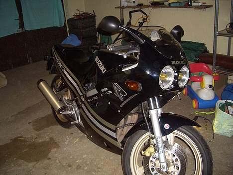 Suzuki GSX-R 250 billede 3