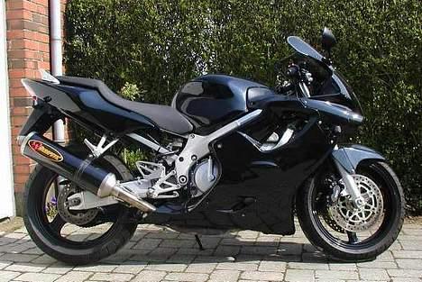 Kawasaki ZX10R Ninja (til salg) - Min første cykel...Honda CBR600 F4 årg. ´99 billede 14