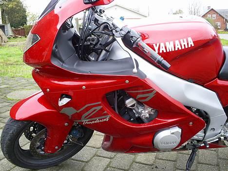 Yamaha YZF 600 R Thundercat billede 4