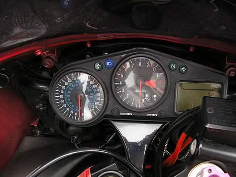 Kawasaki ZX12R billede 11