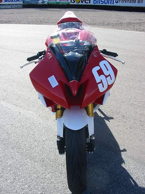 Yamaha YZF R6 billede 10