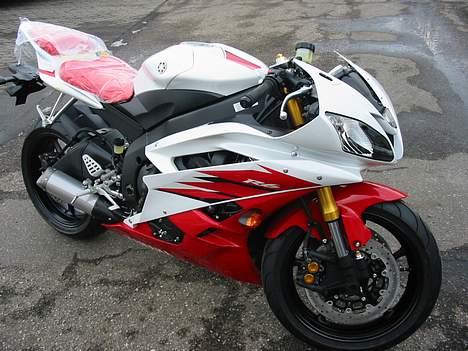 Yamaha YZF R6 billede 15