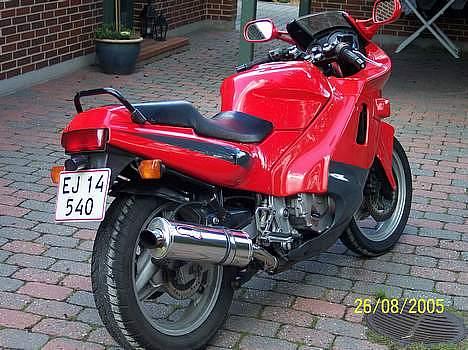 Honda CBR 600 F Solgt - Med den nye potte. billede 19