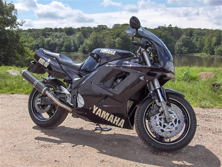 Yamaha FZR 1000 Exup  billede 2