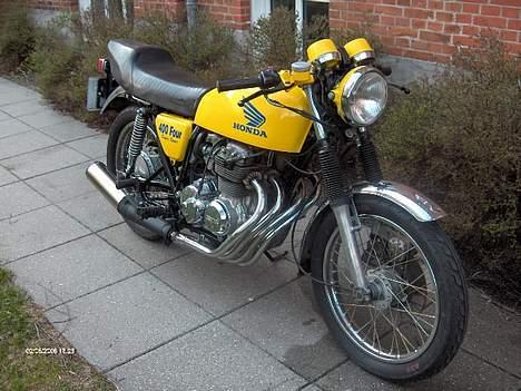 Honda CB 400F Super Sport billede 1