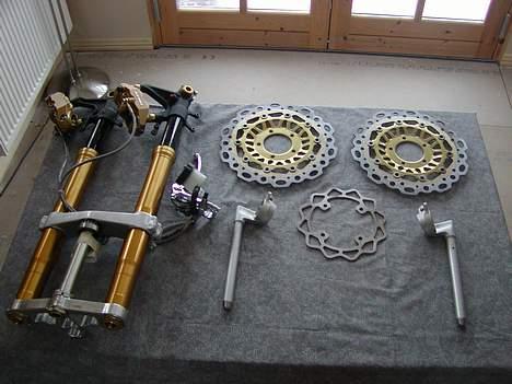 Triumph 955i daytona (solgt) billede 4