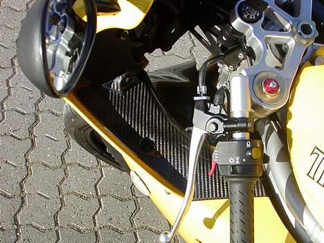 Triumph 955i daytona (solgt) billede 10