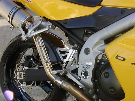 Triumph 955i daytona (solgt) billede 11