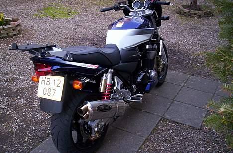 Suzuki GSX 1400  billede 7