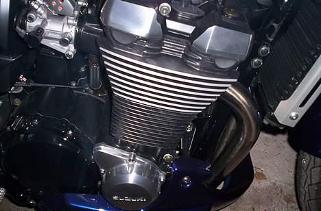 Suzuki GSX 1400  billede 14