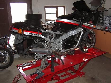 Kawasaki zx-10 *SOLGT* - 11. marts 2007 - Ved at lave baggaffel ...  billede 8