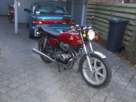 Honda cb 400 four SOLGT billede 1
