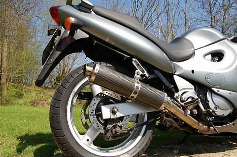 Suzuki GSX-750F SOLGT billede 6