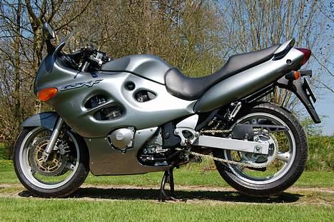 Suzuki GSX-750F SOLGT billede 9