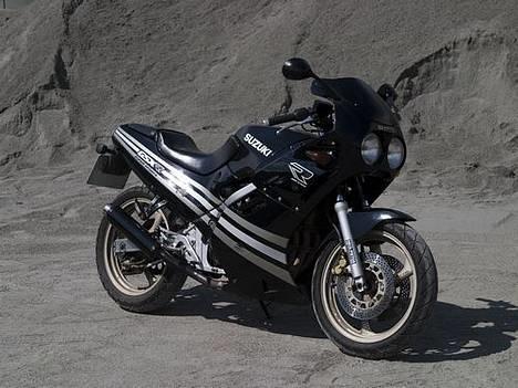 Suzuki GSX 250 R *SOLGT* - GSX 250 R! billede 1