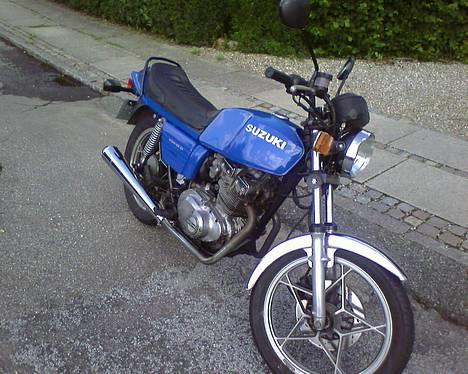 Suzuki gsx 250E * solgt * billede 2