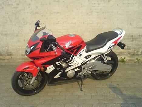 Honda CBR 600F3  billede 3