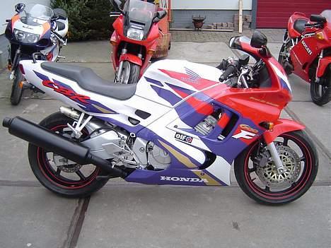 Honda CBR 600F #SOLGT# billede 4
