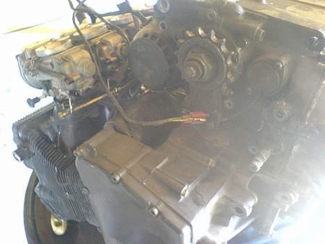 Suzuki Gsx-r 750 -SOLGT- billede 4