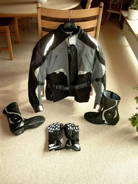 Suzuki GSX-R 250 - Solgt! - Her er så mit FT (Frank Thomas) tøj! billede 11