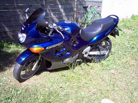 Suzuki GSX750F (SOLGT) billede 1