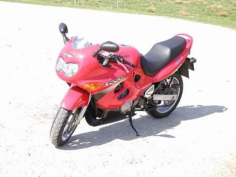 Suzuki gsx600f billede 3