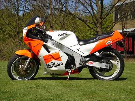 Yamaha FZR750R billede 5