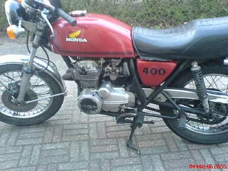 Honda CB 400 F billede 3