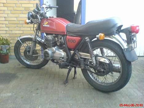 Honda CB 400 F billede 9