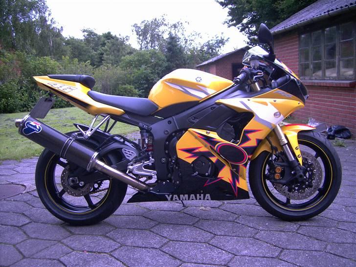 Yamaha R6- Rossi, SOLGT billede 1