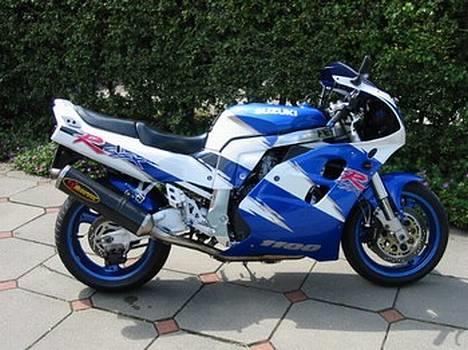 Suzuki gsxr 1100 w solgt billede 1