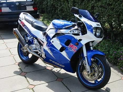 Suzuki gsxr 1100 w solgt billede 2